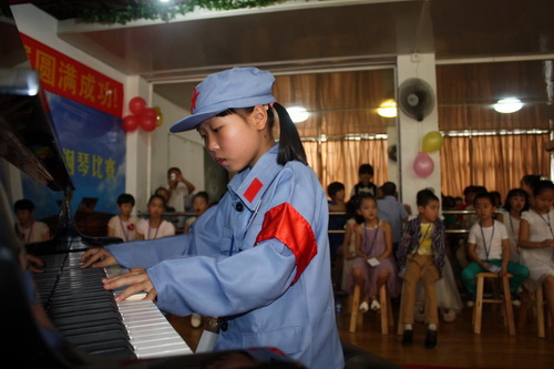 第十五届“星海杯”全国少年儿童钢琴比赛闽西赛区在多芬艺校顺利开展